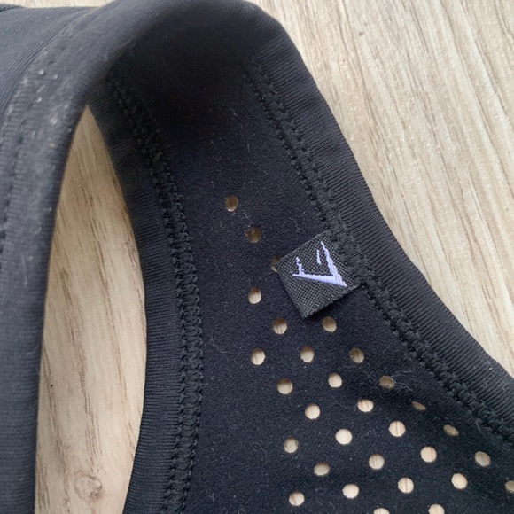 Gymshark Black Sports Crop Size XS - Picture 5 of 5